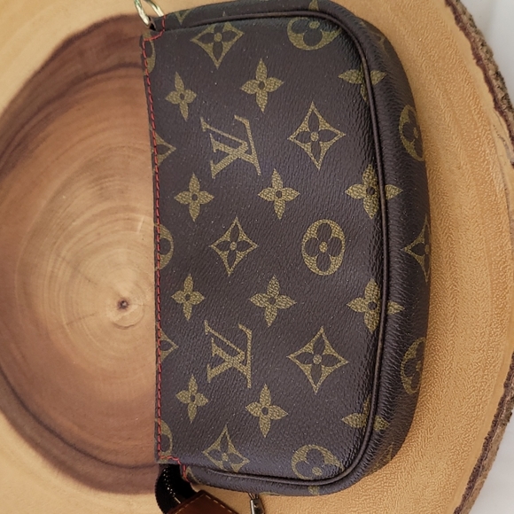 louis vuitton takashi murakami cherry pochette - Picture 11 of 14
